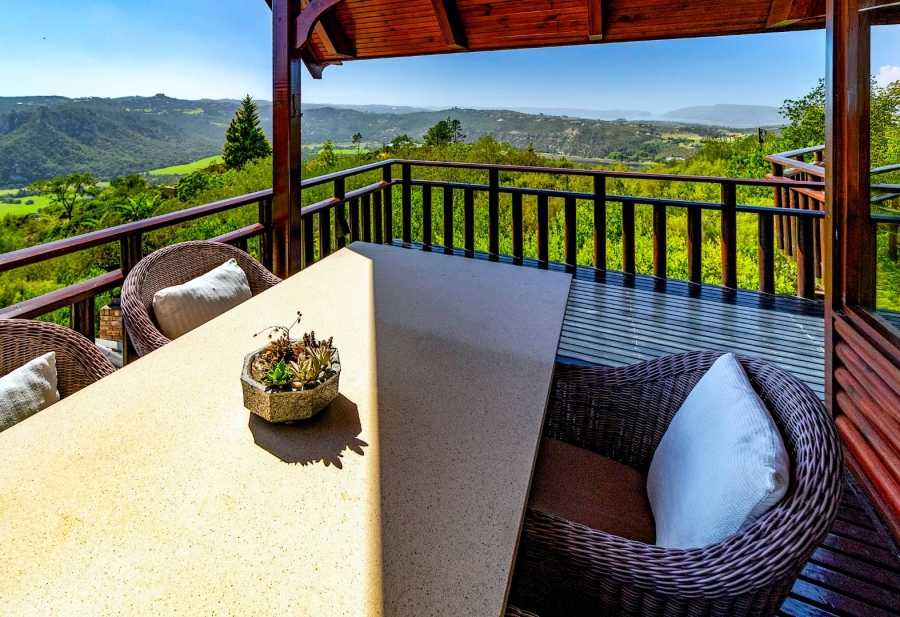 4 Bedroom Property for Sale in Phantom River View Western Cape